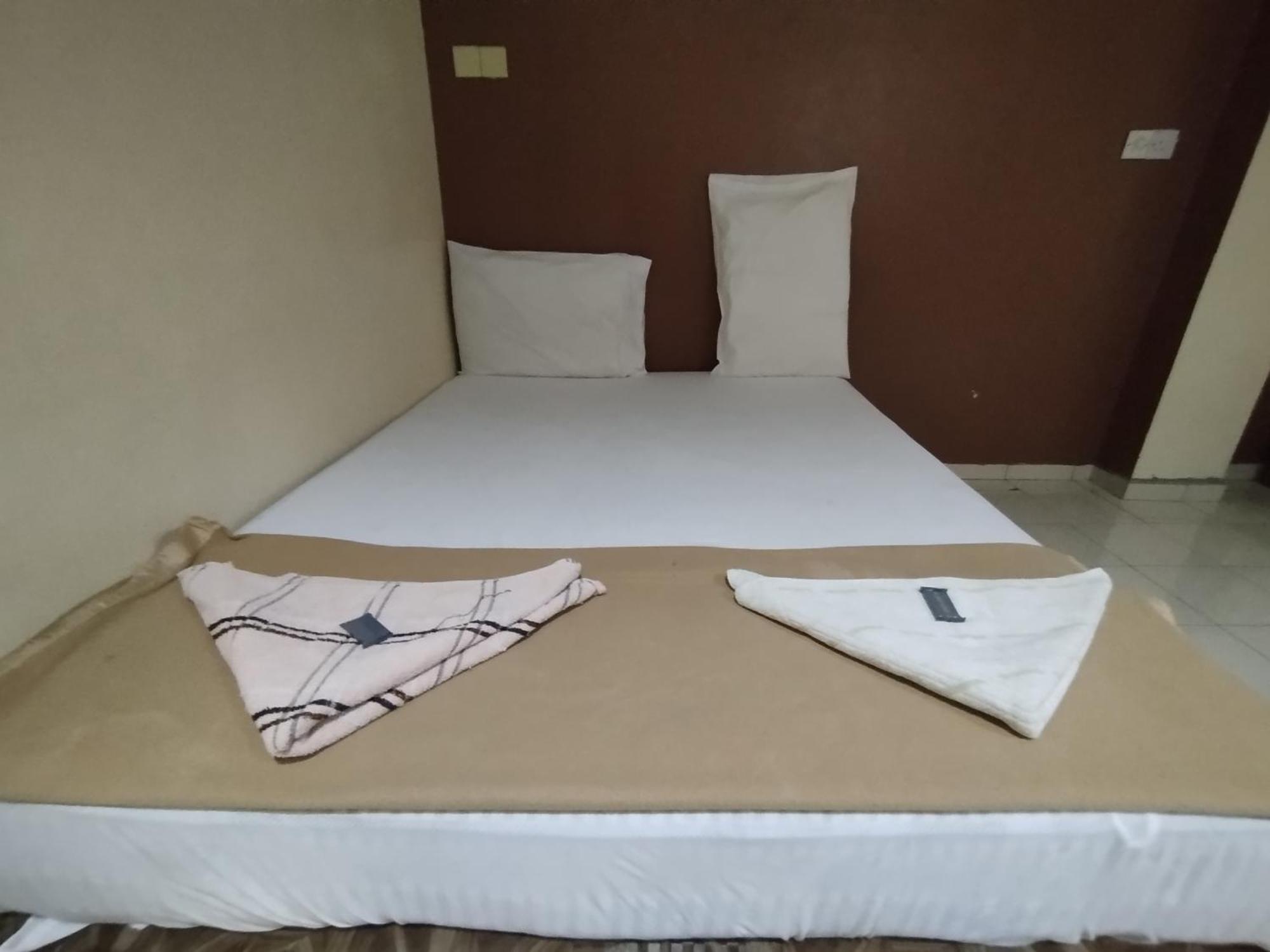 Sentosa Villa Hotel Klang Eksteriør billede